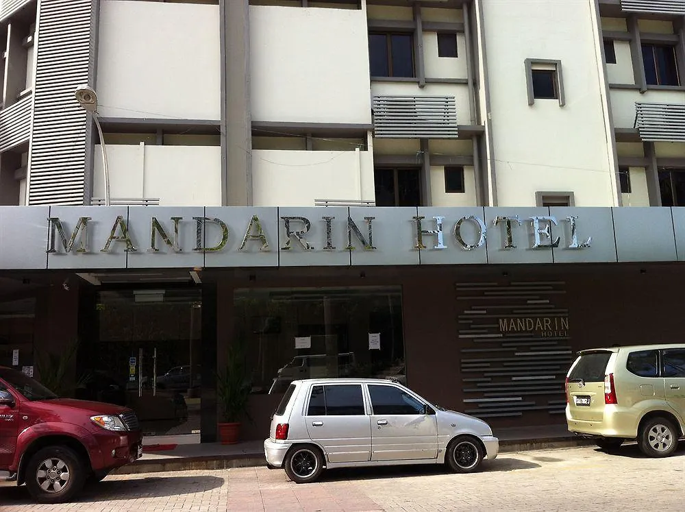 Mandarin Hotel Kota Kinabalu 3*,