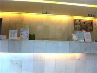 Mandarin Hotel Kota Kinabalu 3*,
