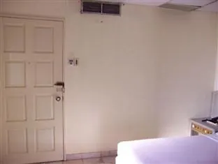 فندق ماندارين كوتا كينابالو 3*,  ماليزيا